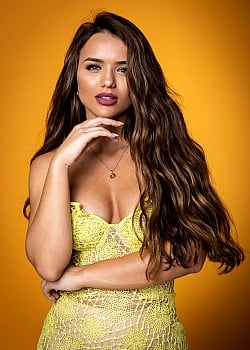 Rafaella Kalimann